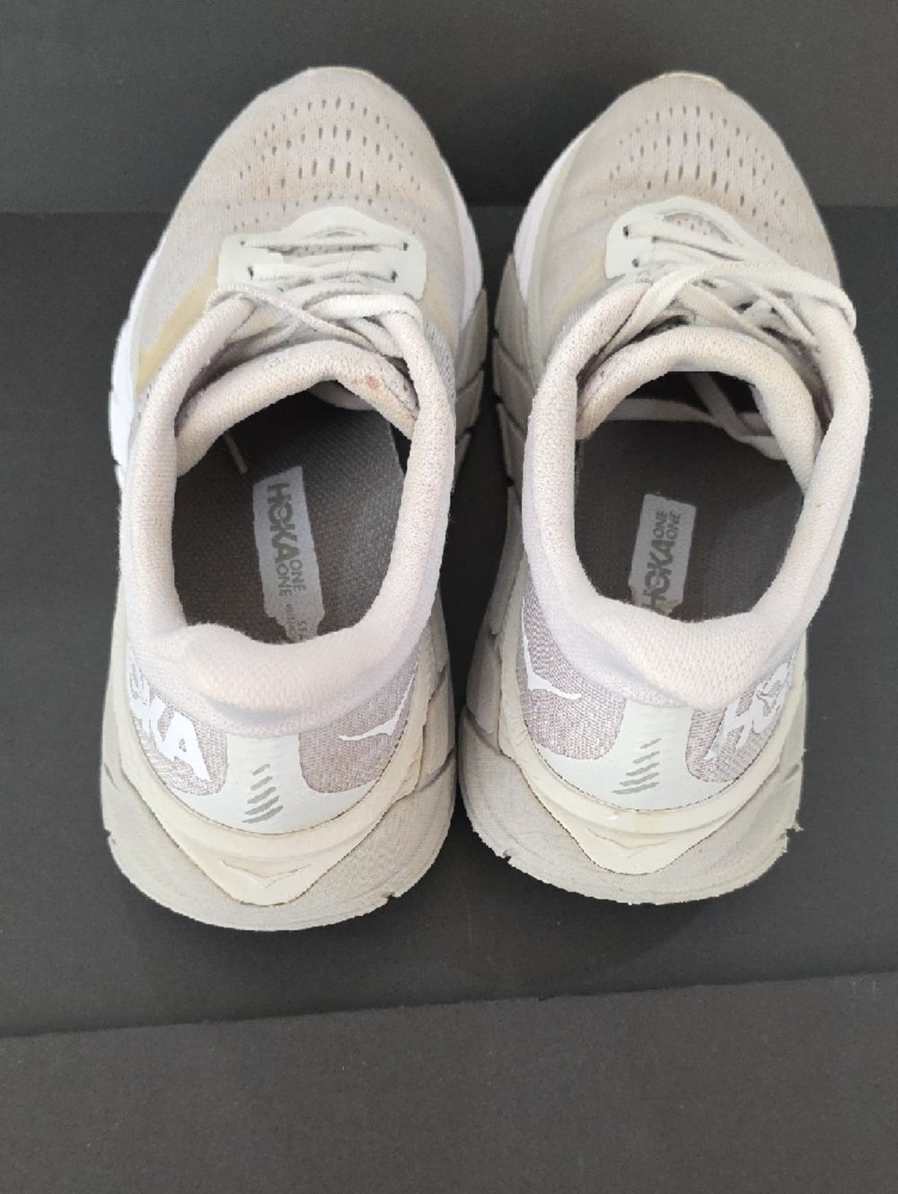 Hoka Arahi 5 Womens Pale Gray Cushioned Running Sneakers Size 8.5 - Picture 8 of 10